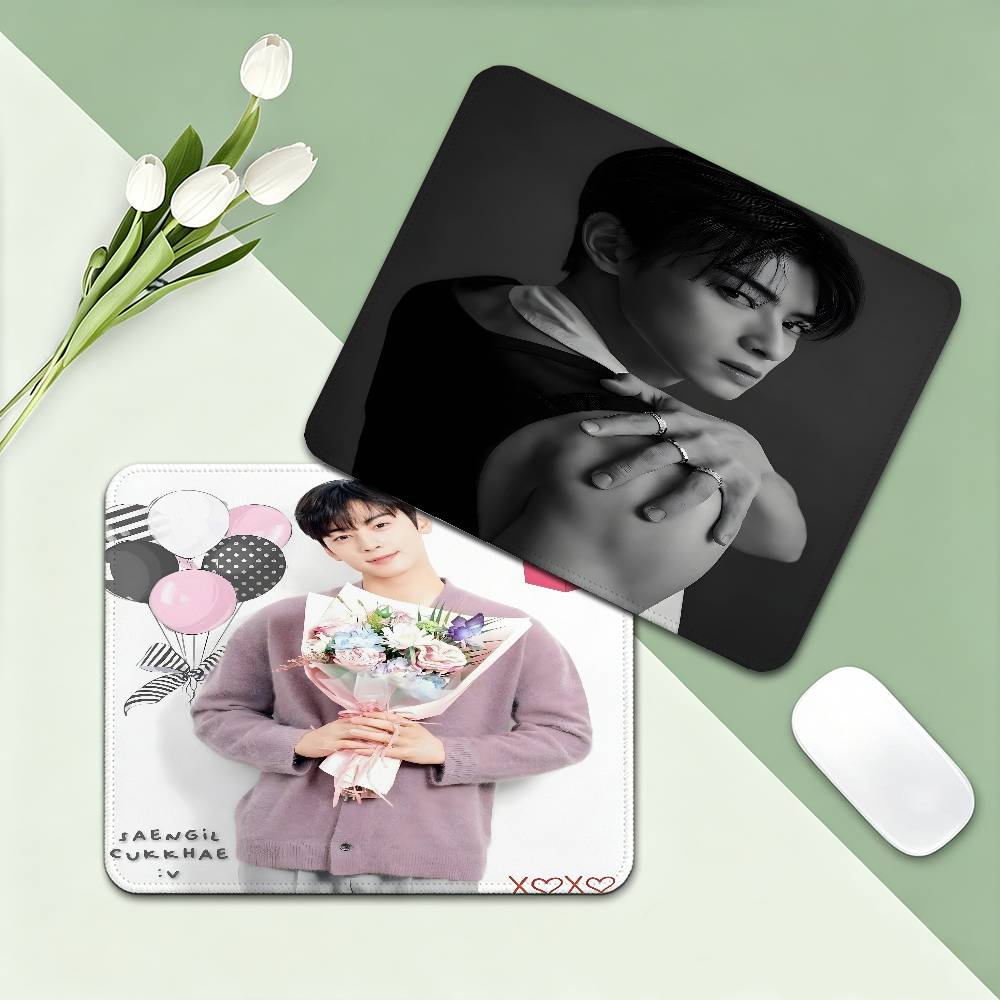 인기 있는 한국 배우 차은우 애니메이션 마우스 패드 게 - Accessories For Your Gaming Room 리뷰 및 가격