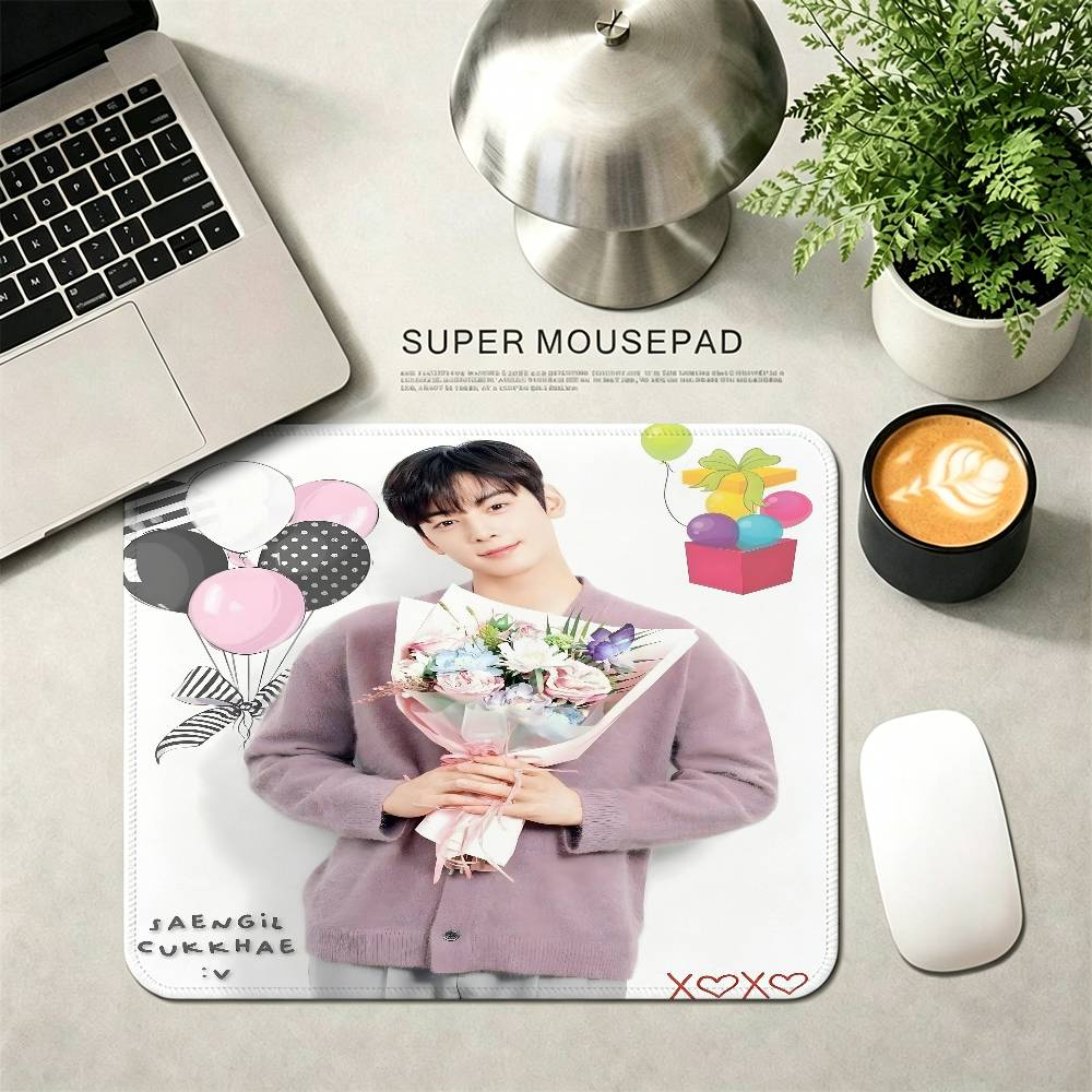 인기 있는 한국 배우 차은우 애니메이션 마우스 패드 게 - Accessories For Your Gaming Room 리뷰 및 가격